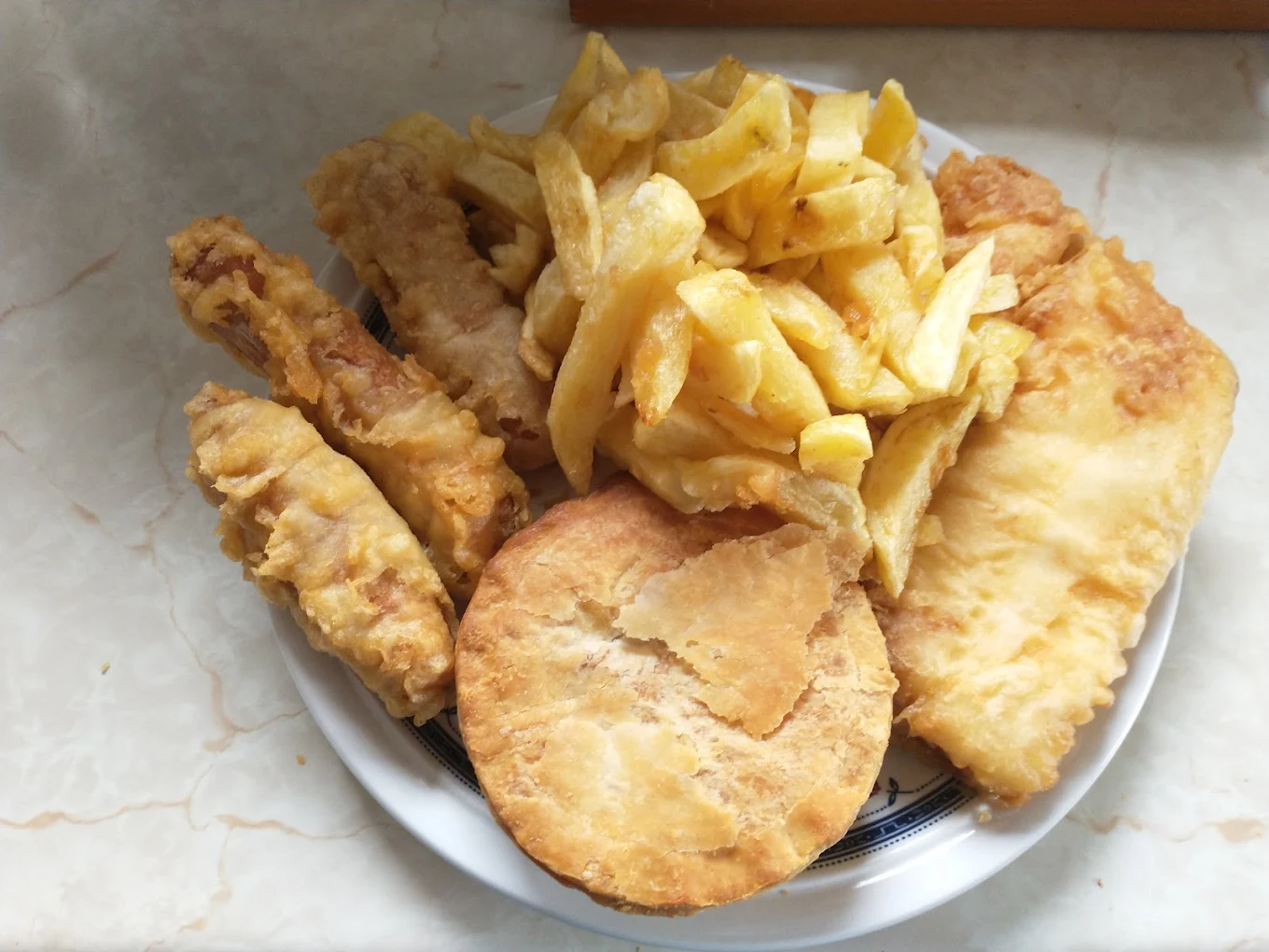 Real Big Fry meal — fish, chips, pie